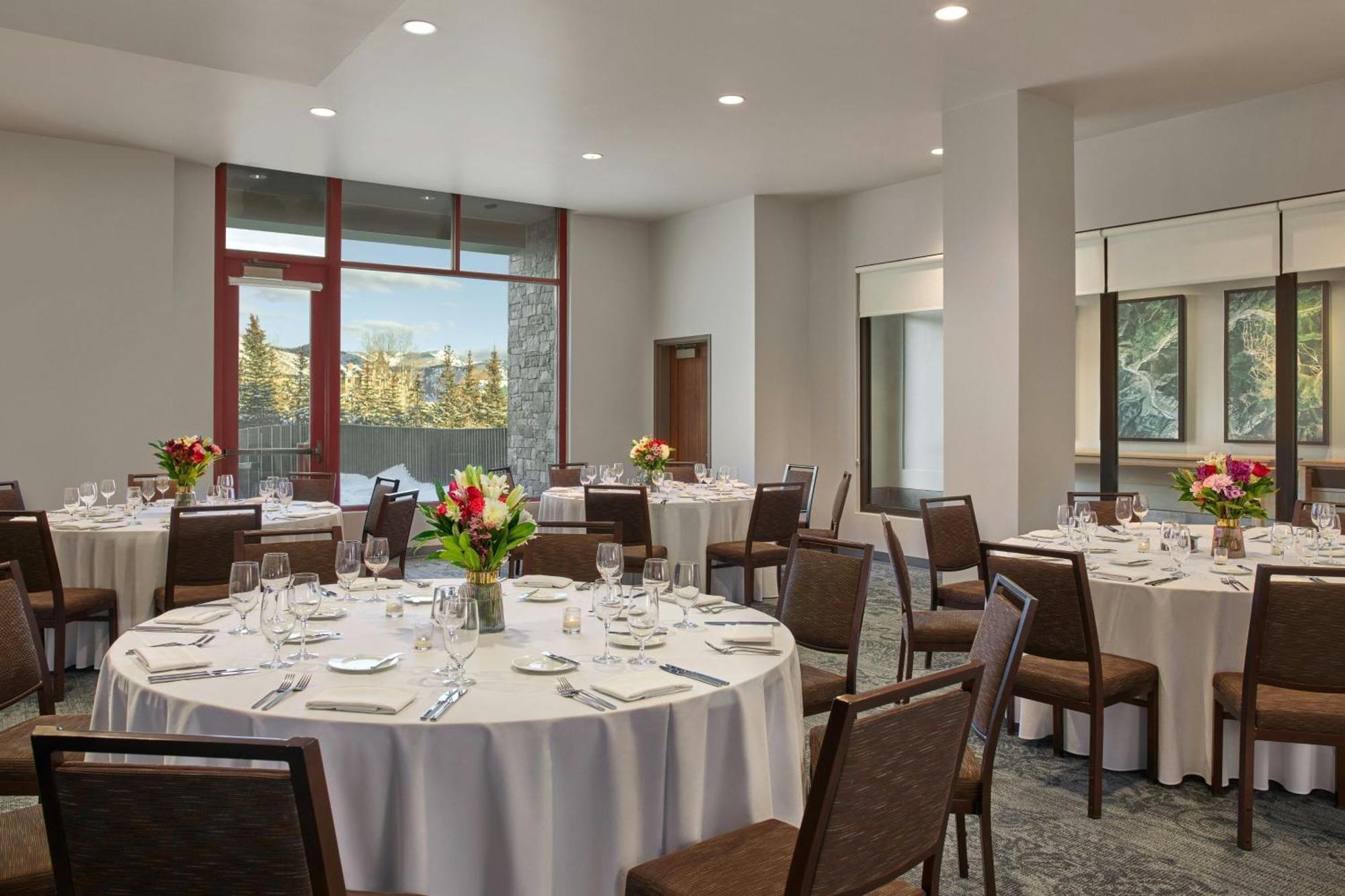 The Westin Riverfront Resort & Spa, Avon, Vail Valley Exterior photo